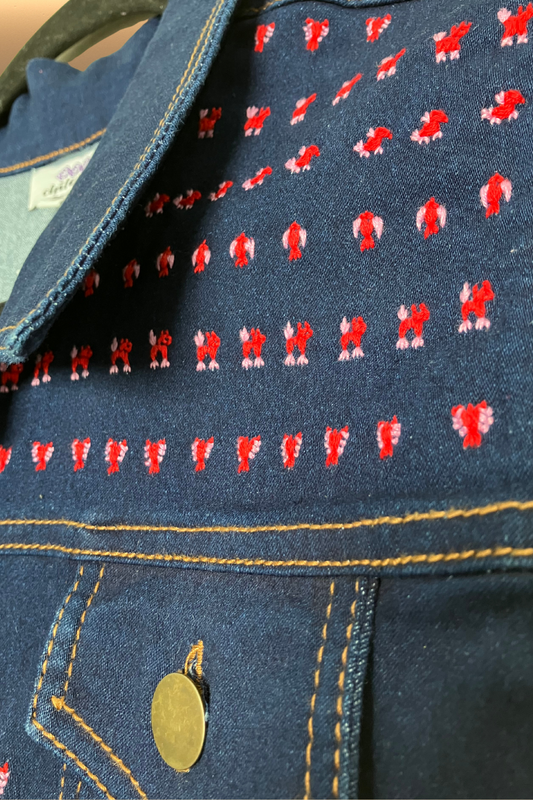 Chaleco bordado a mano