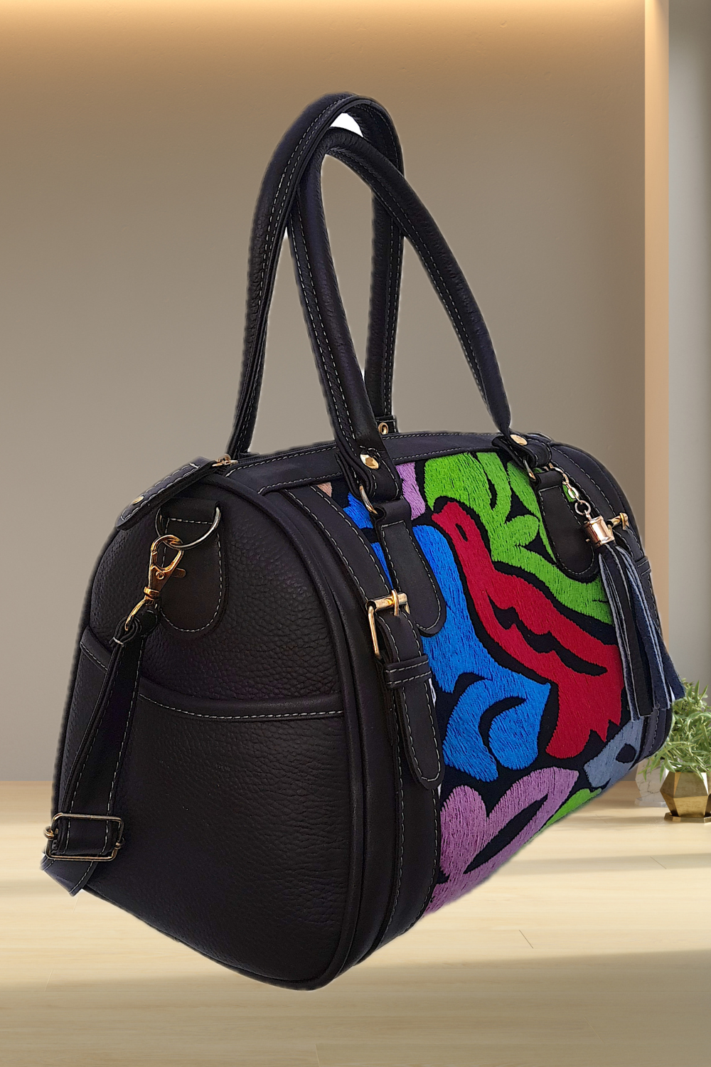 Bolso de Piel con Bordado de Jalapa de Díaz