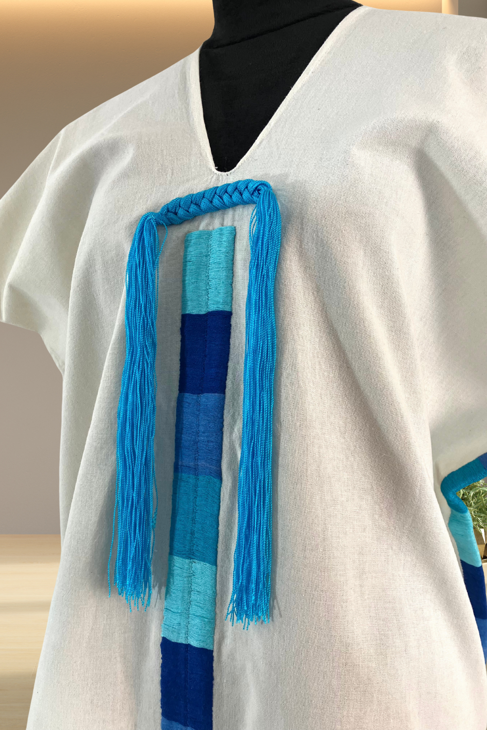 Huipil Auténtico de Yalalag beenda Blanco y azul