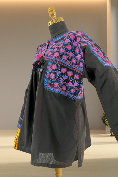 Blusa Tlahuitoltepec negro y rosa