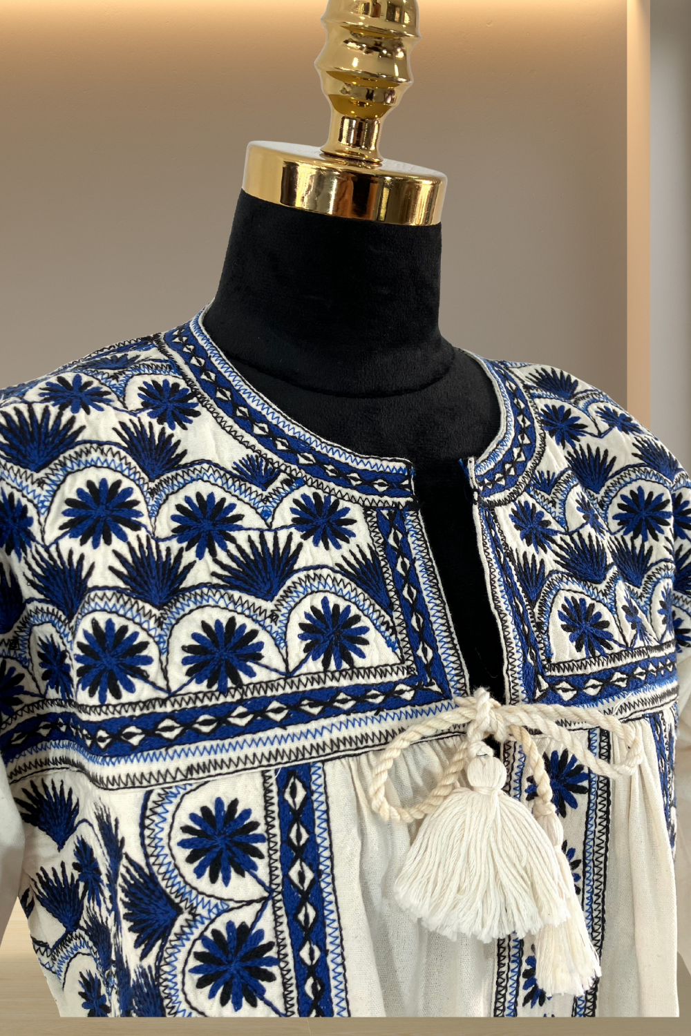 Blusa Tlahuitoltepec blanco y talavera