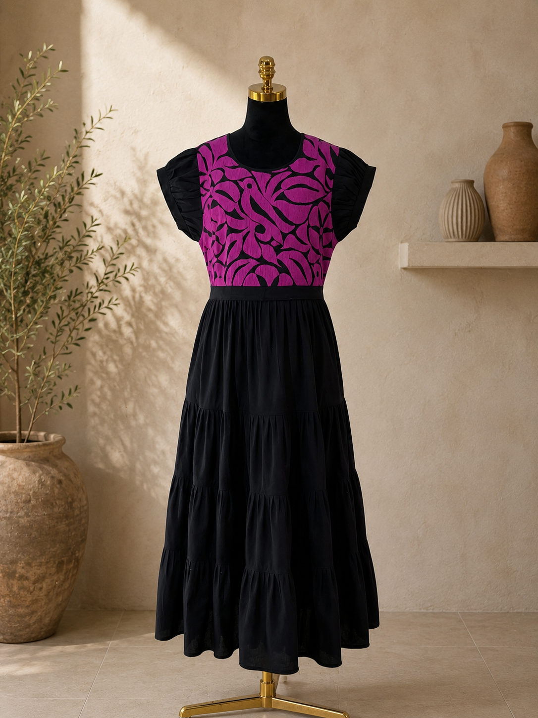 Vestido Felicitas negro y rosa