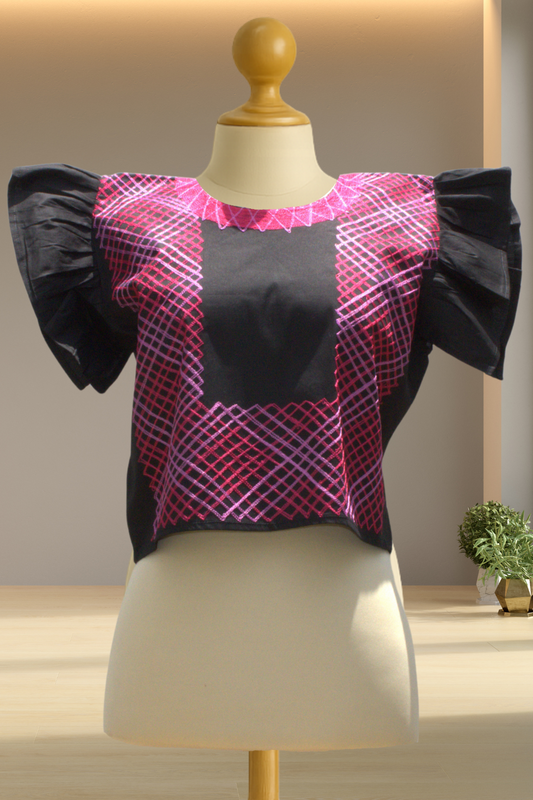 Blusa Leticia de cadenilla negro y bugambilia