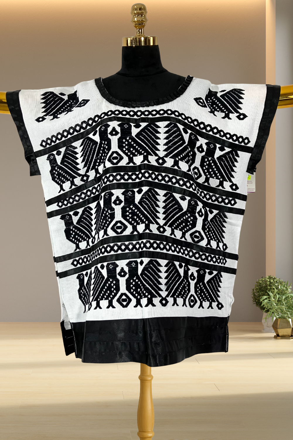 Huipil huautla blanco y negro