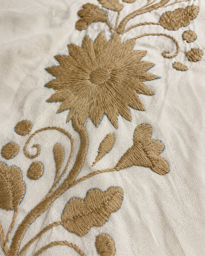 Huipil Auténtico de Yalalag Flores Beige